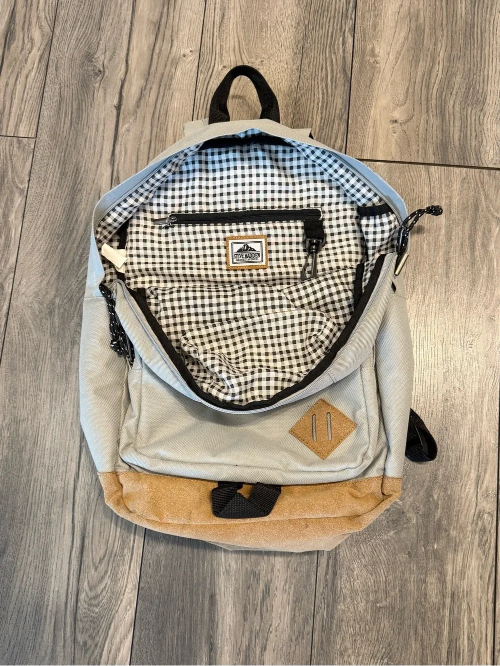 Steve Madden Barnet Avenue Gray Tan Backpack Faux Suede Laptop School Travel Bag
